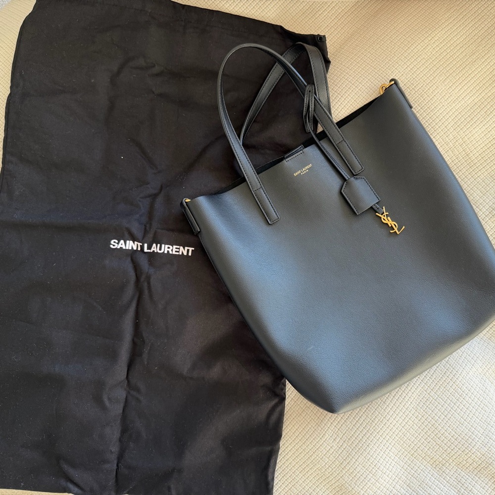 SAINT LAURENT TOY IN LEATHER